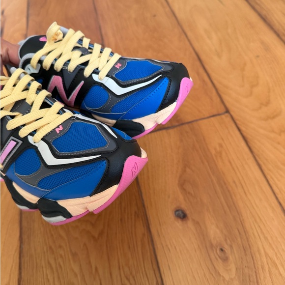 NEW BALANCE 9060 Blue Oasis Blue Pink size 8 - Picture 12 of 14